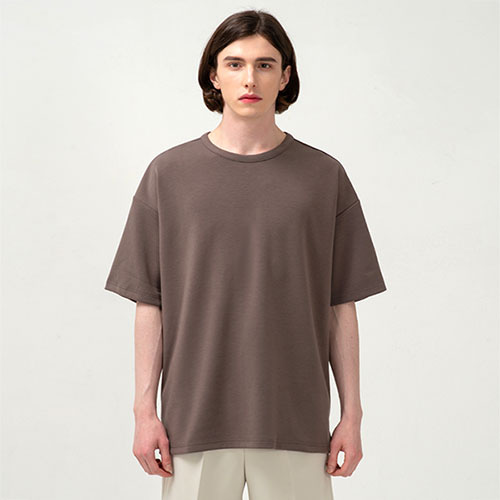커스텀어클락 티셔츠 에센셜 오버핏 반팔 티셔츠 BROWN COOSTS147BROWN